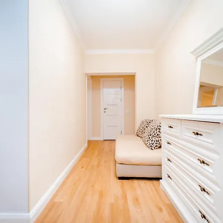 Apartment 3 In The Center